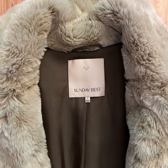 Sunday Best Plush Faux Fur Coat - Picture 2 of 5